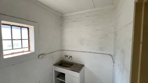 Edison Bell Park, 2 Bell Crescent, Hennopspark has a 358m² Industrial Unit Available To Let (8)